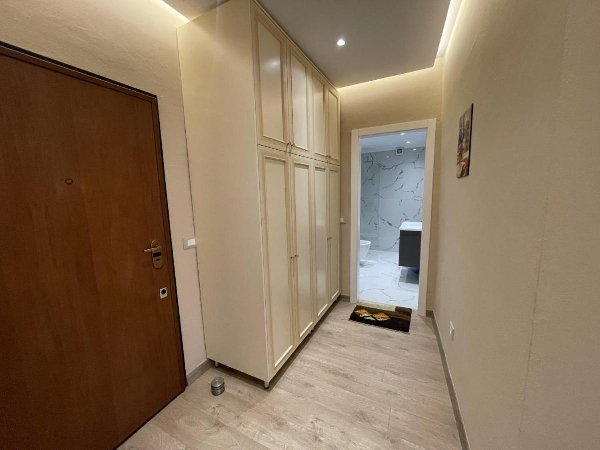City Center Apartment 1 티라나 외부 사진