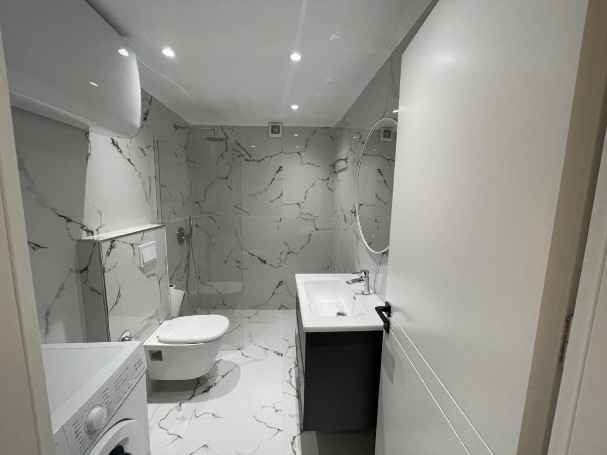 City Center Apartment 1 티라나 외부 사진